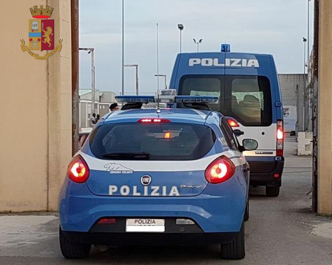 31ENNE PAKISTANO COLLOCATO AL CENTRO PER IL RIMPATRIO DALLA QUESTURA DI PORDENONE. SULLE SUE SPALLE DUE CONDANNE